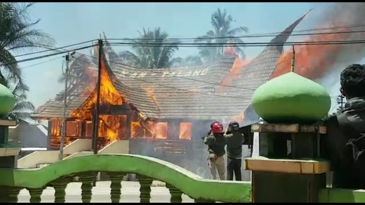 Kantor KAN Talang terbakar